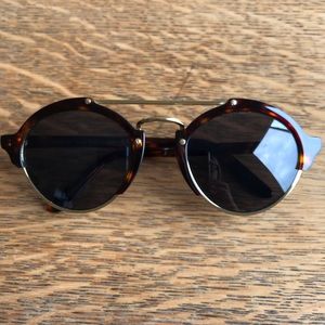 Illesteva Milan 2 sunglasses tortoise and gold